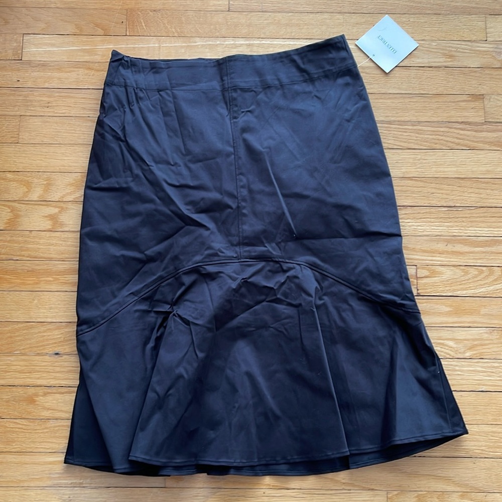 BNWT Ellen Tracy black skirt. Size 6